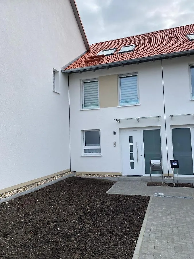 Scur'S Ferienwohnung Λειψία